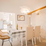 Cozy Family Friendly House Hébergement de vacances