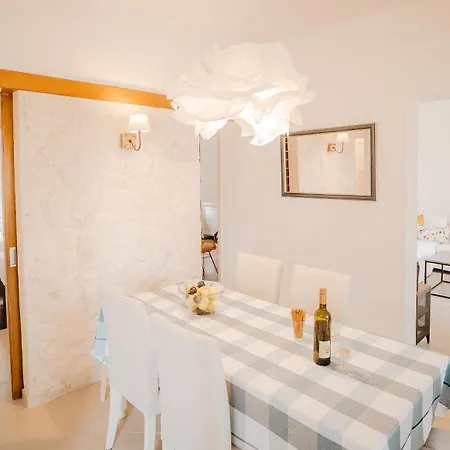 Сasa de vacaciones Cozy Family Friendly House Zadar